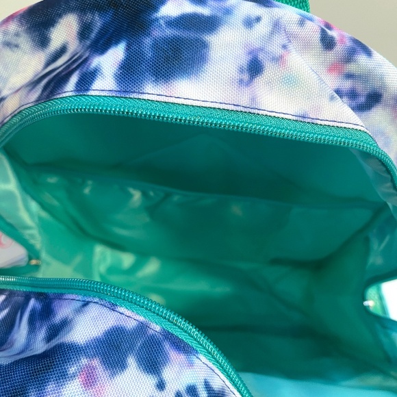 Girls 2pc Tie-Dye Backpack Set w/ Holographic Lunch Bag – 16” - Picture 5 of 5
